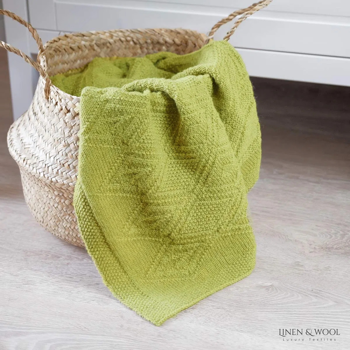 Linen & Cotton Miękki dzianinowy koc dla niemowląt Lilou dla chłopców dziewcząt - 100% czysta wełna nowozelandzka, zielony (85 x 65 cm) zwijany koc do owinięcia w podróż, łóżko do łóżeczka dziecięcego, wózka, wózek dziecięcy, kosz na mech